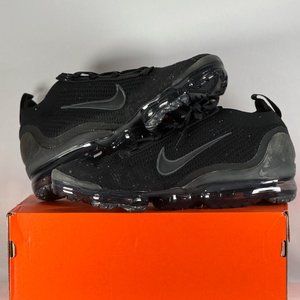 Air VaporMax 2021 Flyknit ‘Triple Black’ Released 2021 SKU: DH4084-001 Size 12M